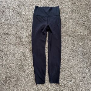 Vuori Black High-Waisted Leggings